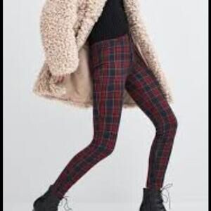 No Boundries Plaid Slim Fit Mid Rise Trouser Dress Pants Pockets 5 Red Black